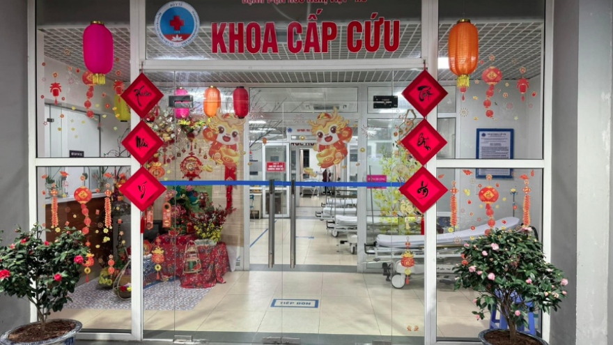 Khoa cấp cứu - nơi ánh đèn không bao giờ tắt